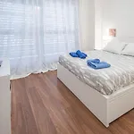 La Luna Nueva En Daire *
